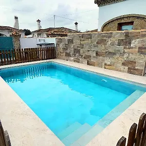 Chalet Con Piscina Privada Y Barbacoa Сasa de vacaciones